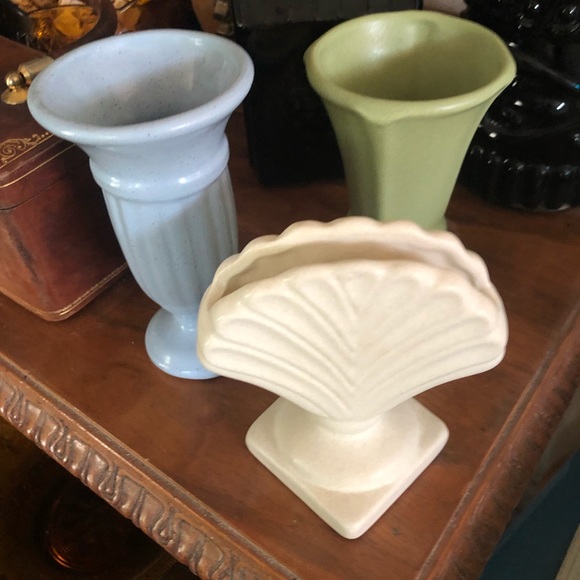 Vintage HAEGAR Ceramic Vases - Picture 2 of 8